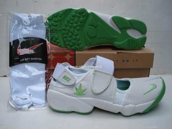 Nouveau Style Elegant Baskets Nike Shox Rift Blanc Vert